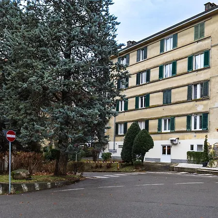 Apartment Il Giglio - Free Parking Como
